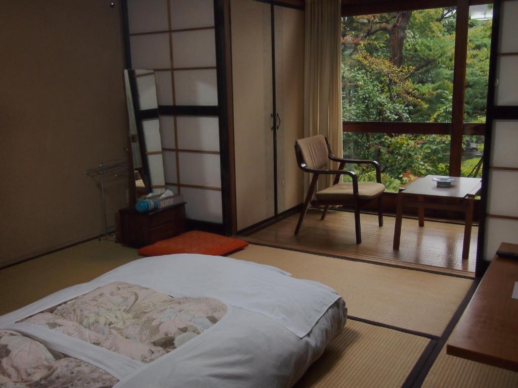 Ishiba Ryokan Хиросаки Номер фото